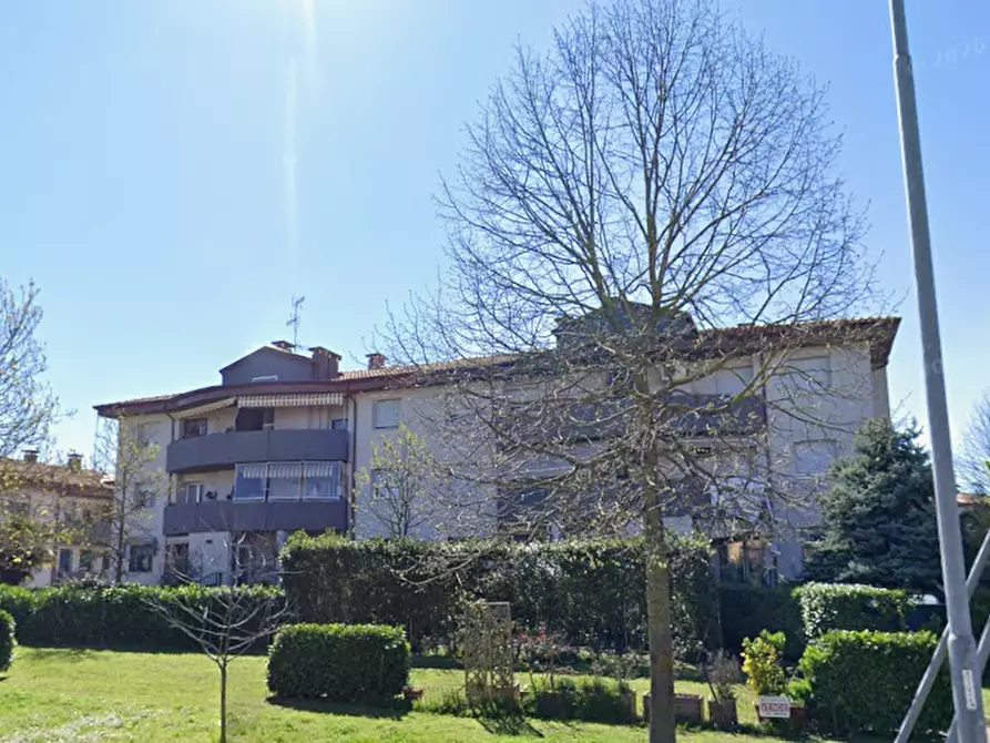 Immagine 4 di Appartamento in vendita  in via Provinciale Sud a Castello D'argile