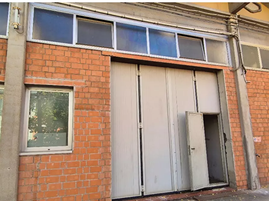 Immagine 1 di Laboratorio in vendita  in via Emilia a San Lazzaro Di Savena