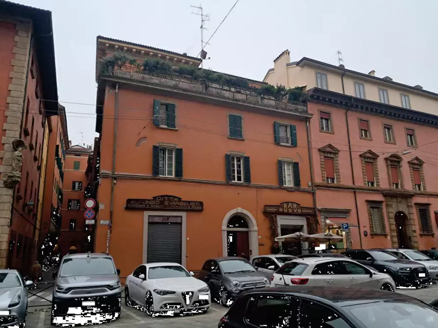 Immagine 1 di Appartamento in vendita  in Piazza Galileo Galilei a Bologna
