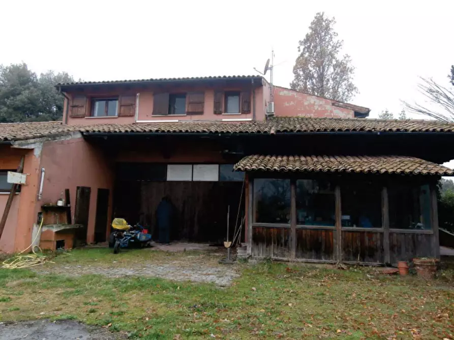 Immagine 2 di Casa indipendente in vendita  in via San Martino a Monte San Pietro