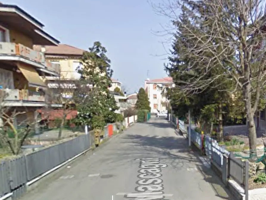 Immagine 2 di Magazzino in vendita  in Via Pietro Mascagni a San Giovanni In Persiceto