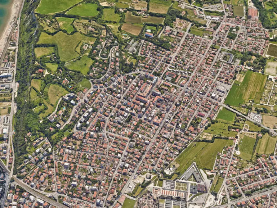 Immagine 8 di Appartamento in vendita  in Via Galileo Galilei a Pesaro