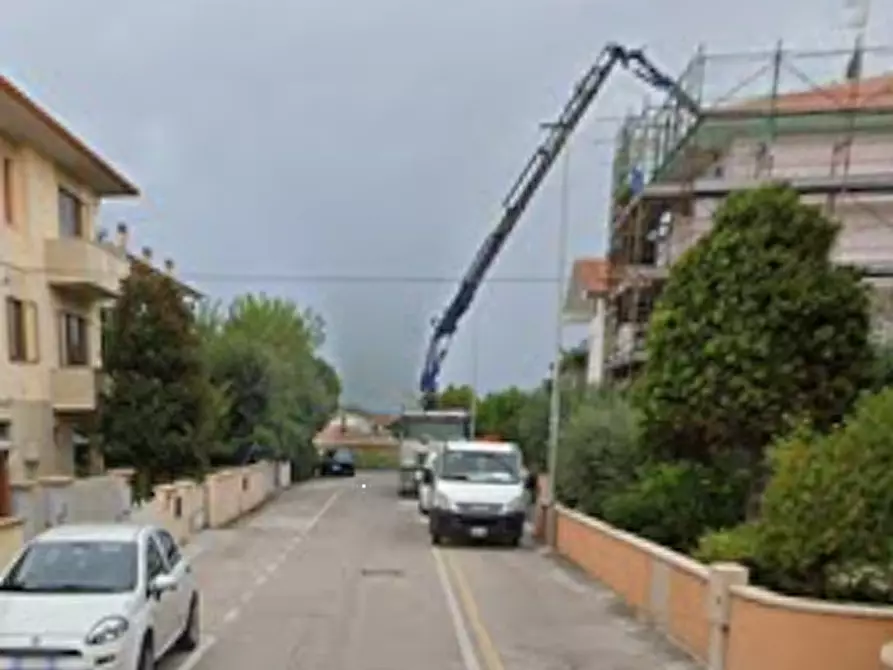 Immagine 10 di Appartamento in vendita  in Via Tiziano Vecellio a Mondolfo