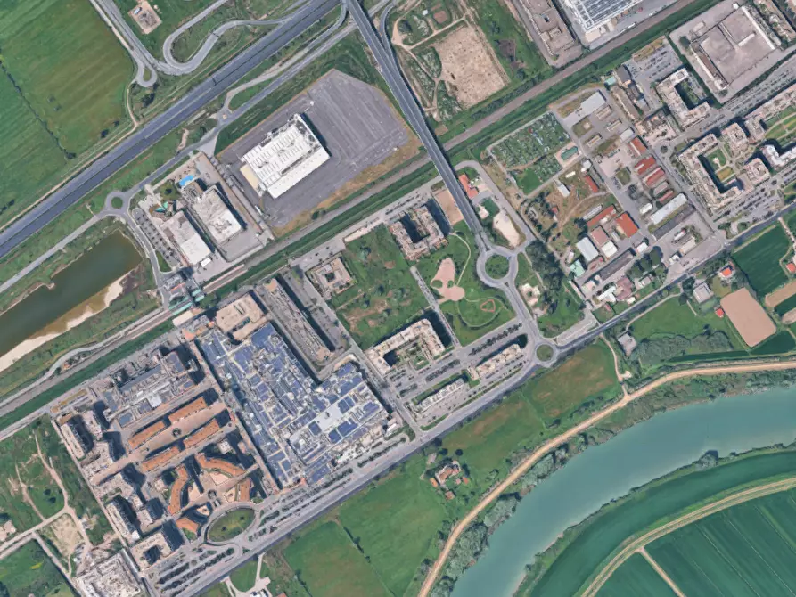 Immagine 3 di Appartamento in vendita  in Via del Perugino a Fiumicino