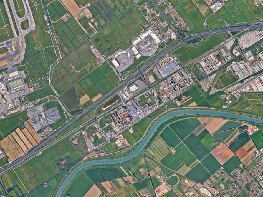 Immagine 7 di Appartamento in vendita  in Via del Perugino a Fiumicino