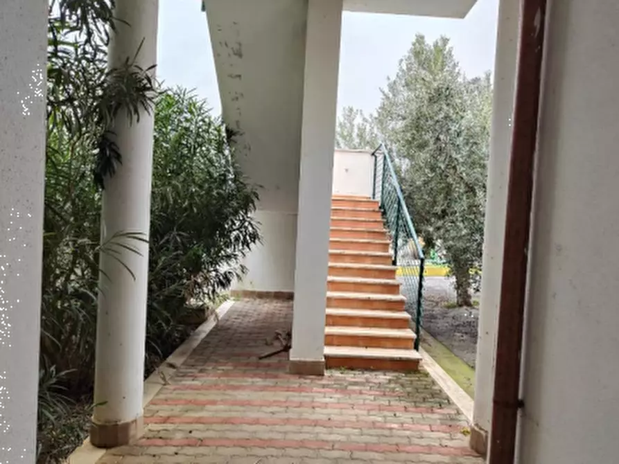 Immagine 9 di Capannone industriale in vendita  in Via Alberto La Rosa a Civitavecchia