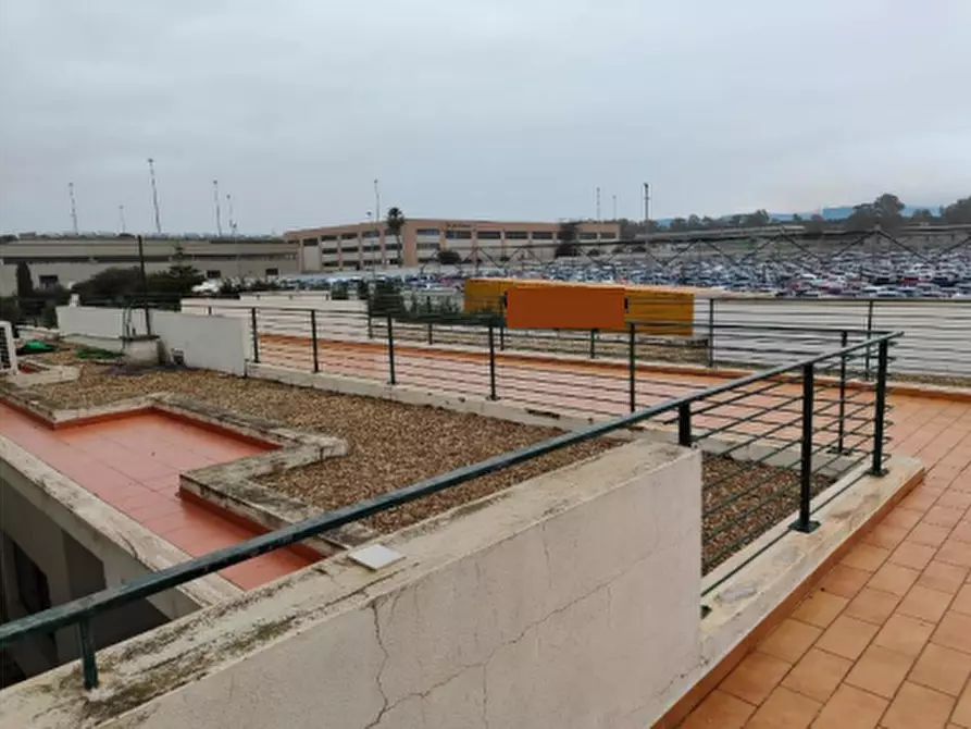 Immagine 14 di Capannone industriale in vendita  in Via Alberto La Rosa a Civitavecchia