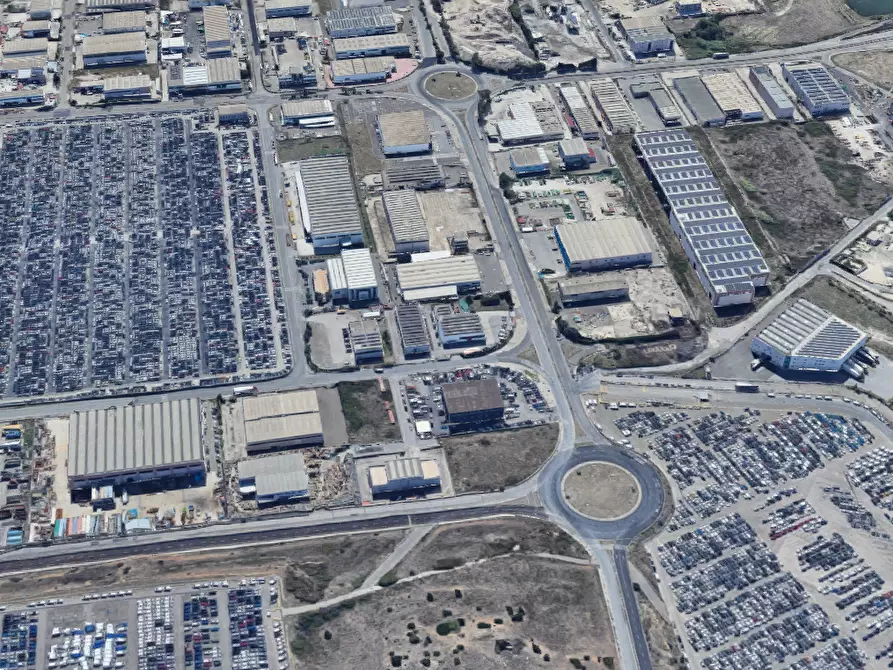 Immagine 18 di Capannone industriale in vendita  in Via Alberto La Rosa a Civitavecchia