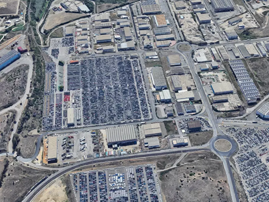 Immagine 19 di Capannone industriale in vendita  in Via Alberto La Rosa a Civitavecchia