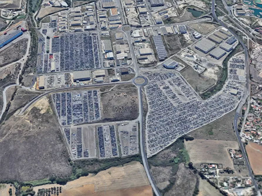 Immagine 20 di Capannone industriale in vendita  in Via Alberto La Rosa a Civitavecchia