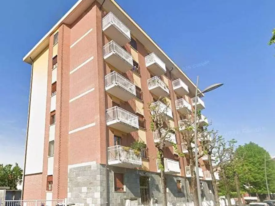 Immagine 1 di Appartamento in vendita  in Via Matteo Pescatore  a Ciriè