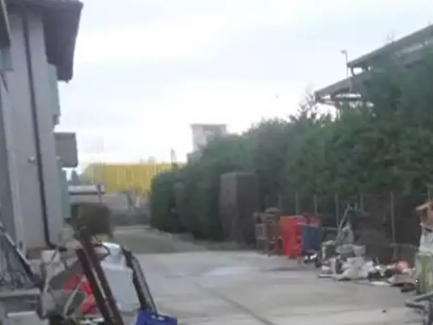 Immagine 9 di Laboratorio in vendita  in Via Don Minzoni  a San Possidonio