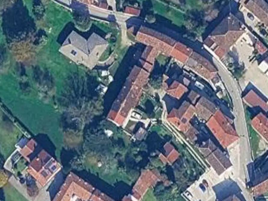 Immagine 13 di Negozio in vendita  in Via delle Cave a Aviano