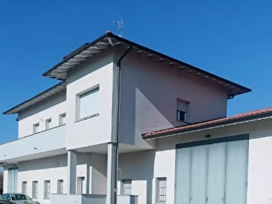 Immagine 4 di Laboratorio in vendita  in Via Giosue Carducci  a Novi Di Modena