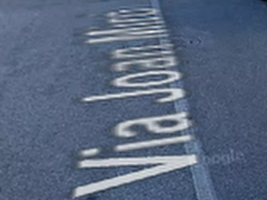 Immagine 5 di Posto auto in vendita  in Via Joan Mirò  a Roma