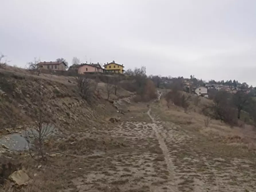 Immagine 4 di Terreno agricolo in vendita  in Via Redipuglia a Serramazzoni
