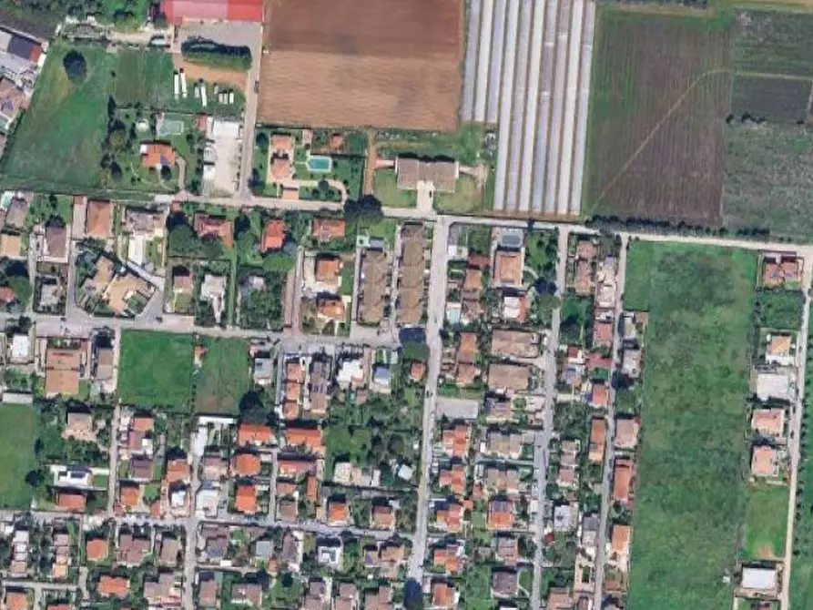 Immagine 3 di Villa in vendita  in Via Cesare Pavese a Anzio