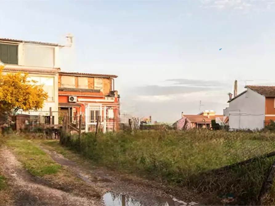 Immagine 2 di Appartamento in vendita  in Via Provinciale a Capena