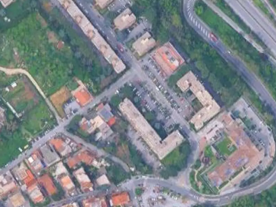 Immagine 8 di Garage in vendita  in Via Altagnana  a Roma