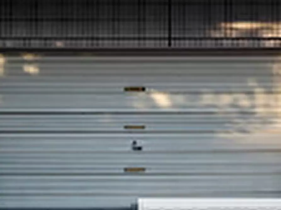 Immagine 12 di Garage in vendita  in Via Altagnana  a Roma