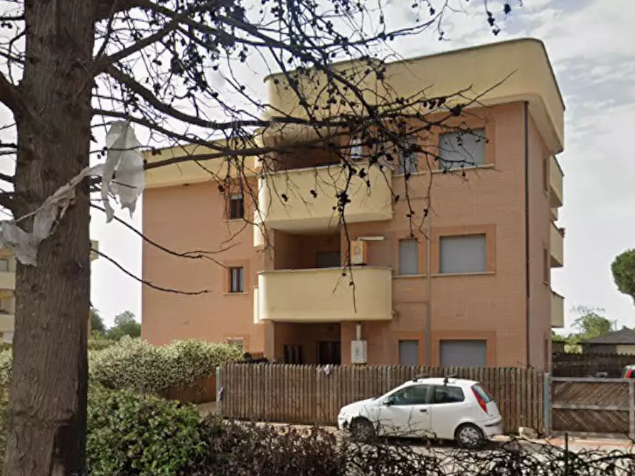 Immagine 3 di Appartamento in vendita  in Via Lago Maggiore a Nettuno