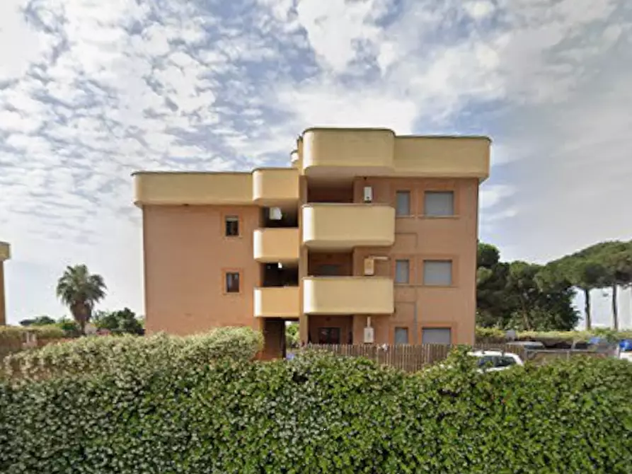 Immagine 4 di Appartamento in vendita  in Via Lago Maggiore a Nettuno