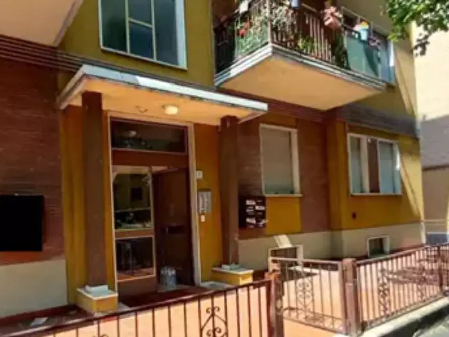 Immagine 9 di Appartamento in vendita  in Via del Lavoro a Salsomaggiore Terme