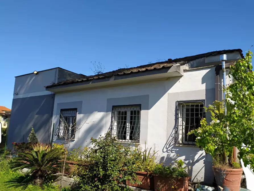 Immagine 3 di Villa in vendita  in Via dei Castani a Anzio