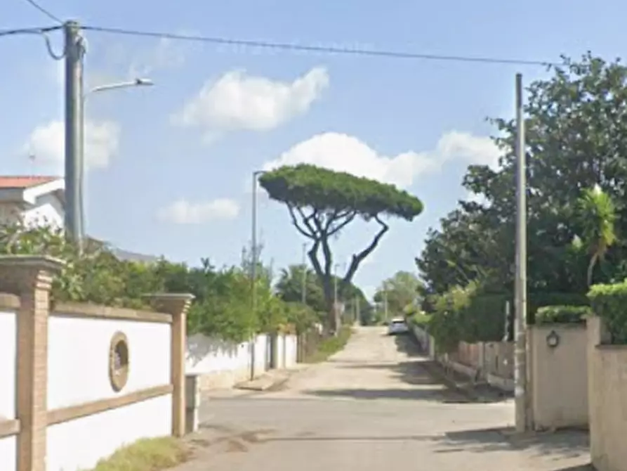 Immagine 7 di Villa in vendita  in Via dei Castani a Anzio