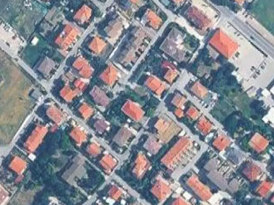 Immagine 15 di Appartamento in vendita  in Via Lago Trasimeno a Fano