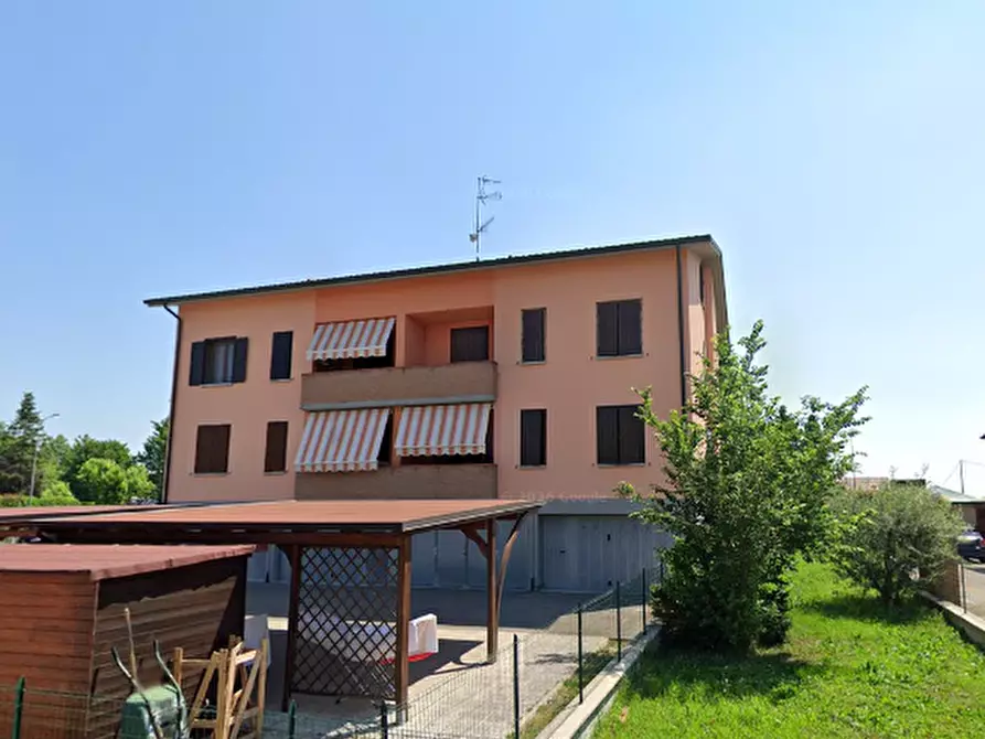 Immagine 13 di Appartamento in vendita  in Via Ospedaletto a Reggio Nell'emilia