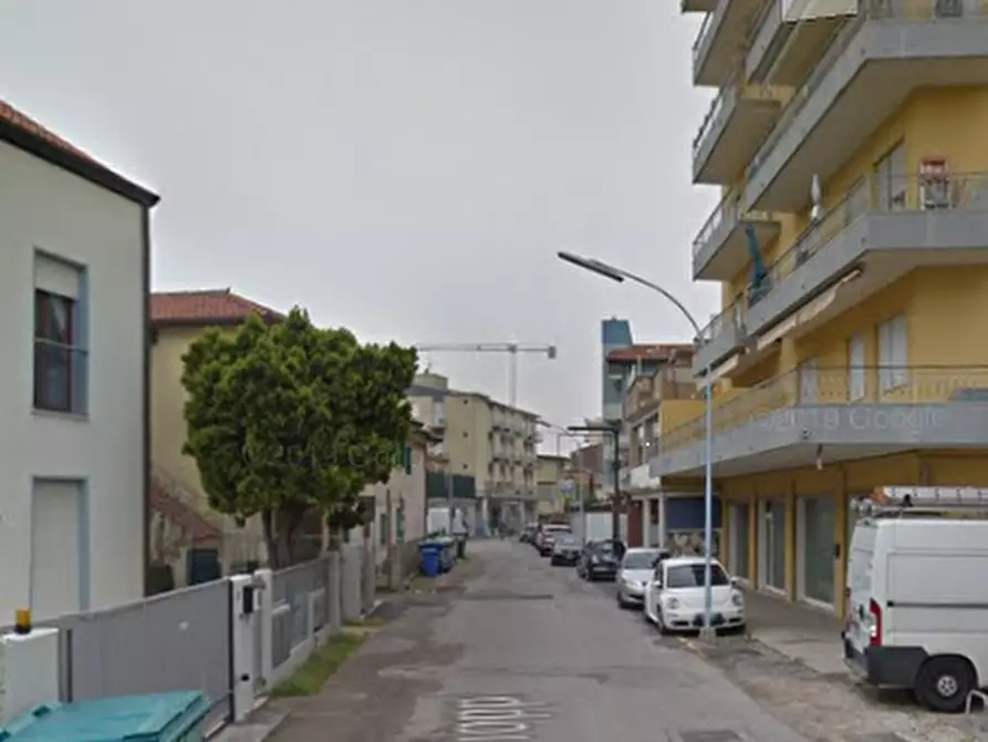 Immagine 3 di Appartamento in vendita  in Via dei Pioppi a Jesolo