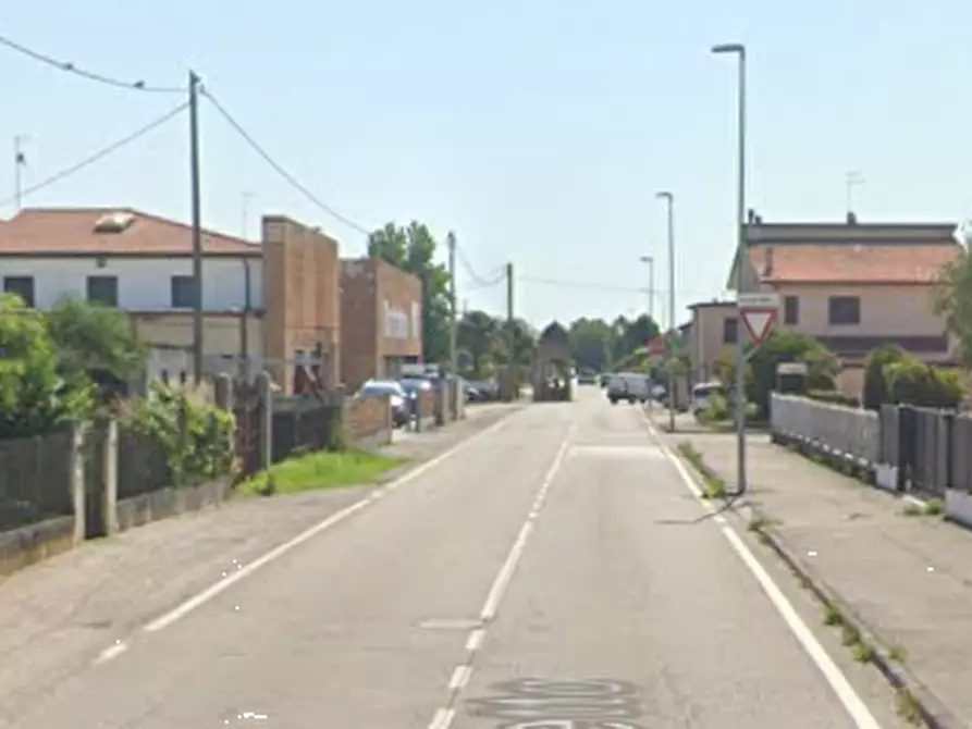 Immagine 4 di Terreno agricolo in vendita  in Via Rugoletto a Santa Maria Di Sala