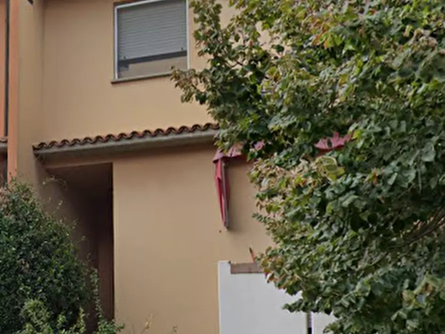 Immagine 9 di Villetta a schiera in vendita  in Via del Mulino a Lugo