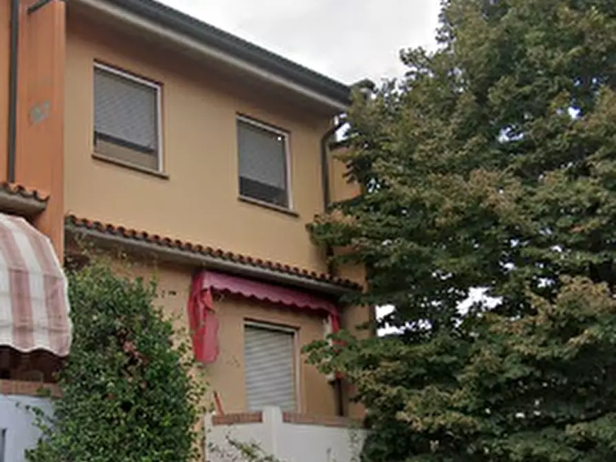 Immagine 13 di Villetta a schiera in vendita  in Via del Mulino a Lugo