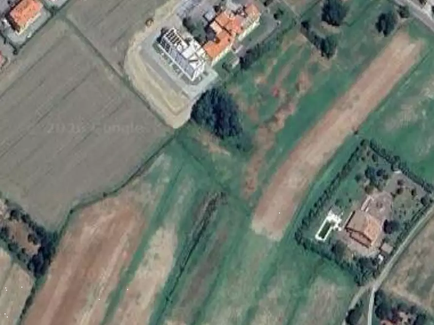 Immagine 9 di Garage in vendita  in Via Longhi a Castelfranco Emilia