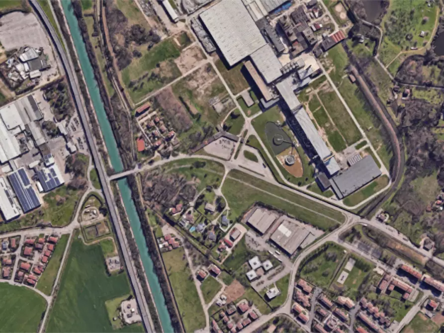 Immagine 14 di Terreno edificabile in vendita  in Viale Poggio Reale a Mantova