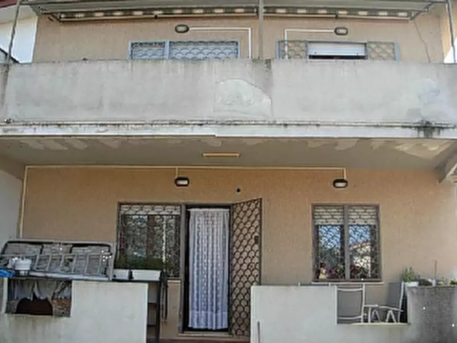 Immagine 1 di Appartamento in vendita  in Via Passo del Bracco a Nettuno