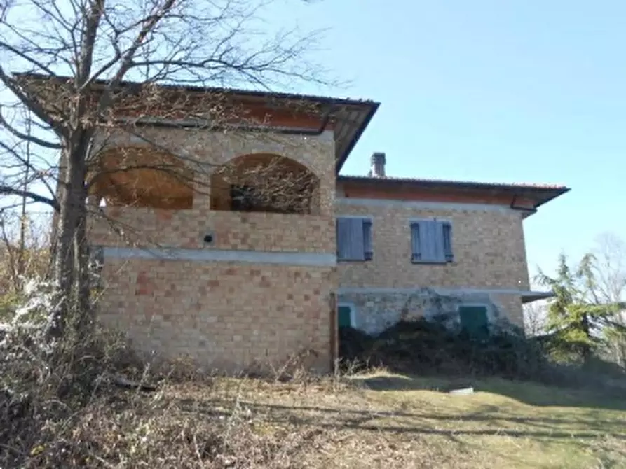 Immagine 1 di Terreno agricolo in vendita  in Via la Rocca  a Vezzano Sul Crostolo