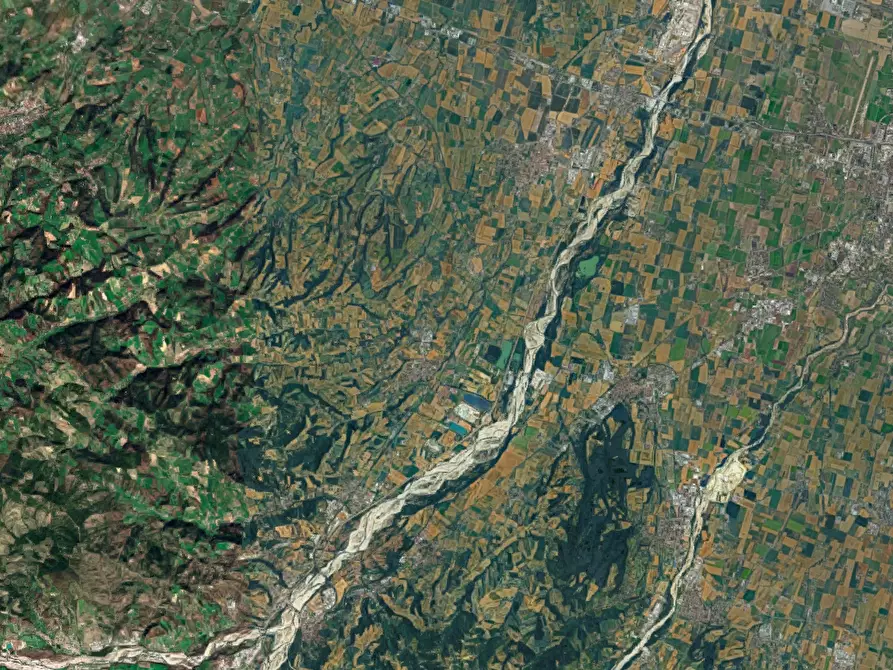 Immagine 9 di Terreno agricolo in vendita  in località Medesano a Medesano