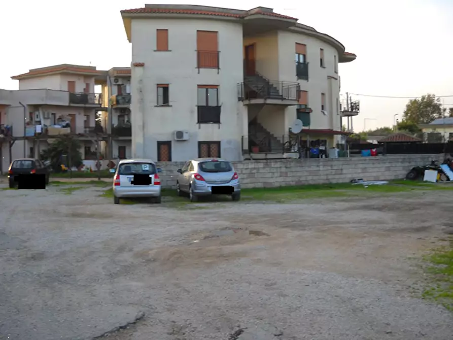 Immagine 1 di Appartamento in vendita  in Via Taglio delle Cinque Miglia a Nettuno