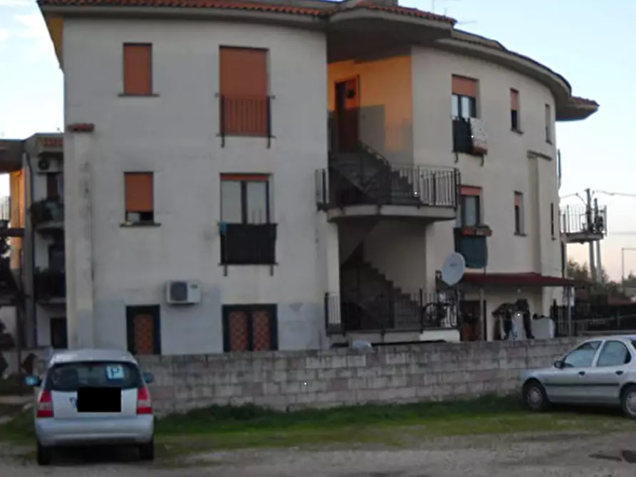 Immagine 3 di Appartamento in vendita  in Via Taglio delle Cinque Miglia a Nettuno