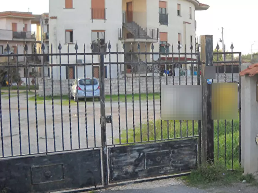 Immagine 5 di Appartamento in vendita  in Via Taglio delle Cinque Miglia a Nettuno