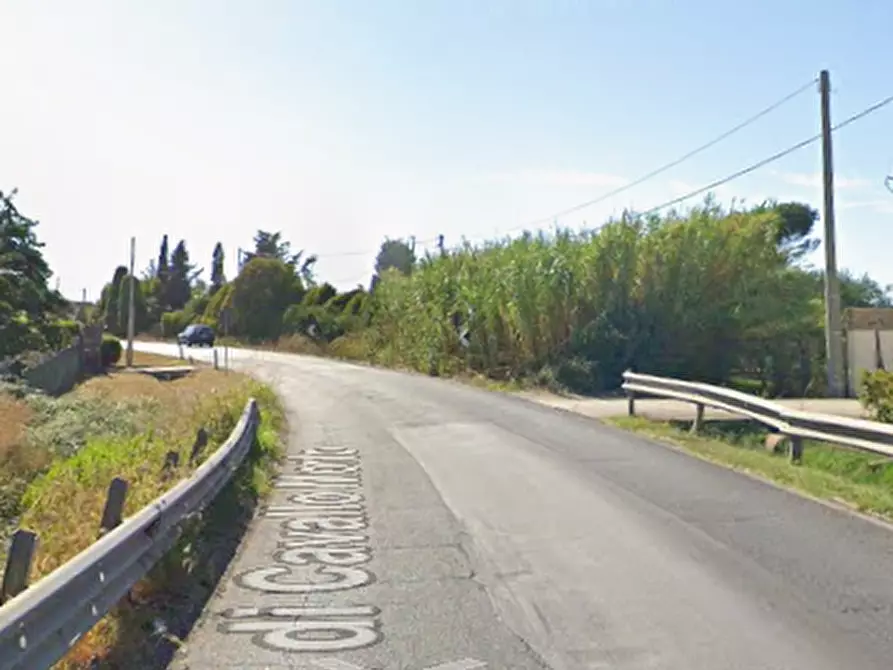 Immagine 11 di Appartamento in vendita  in Via Taglio delle Cinque Miglia a Nettuno