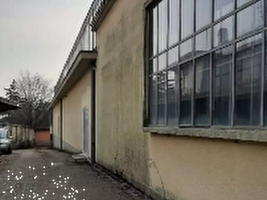 Immagine 2 di Capannone industriale in vendita  in Via Vittorio Veneto  a Villa Guardia