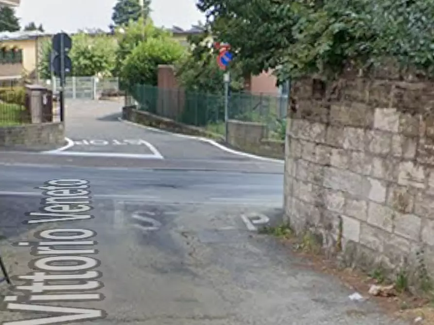 Immagine 8 di Capannone industriale in vendita  in Via Vittorio Veneto  a Villa Guardia