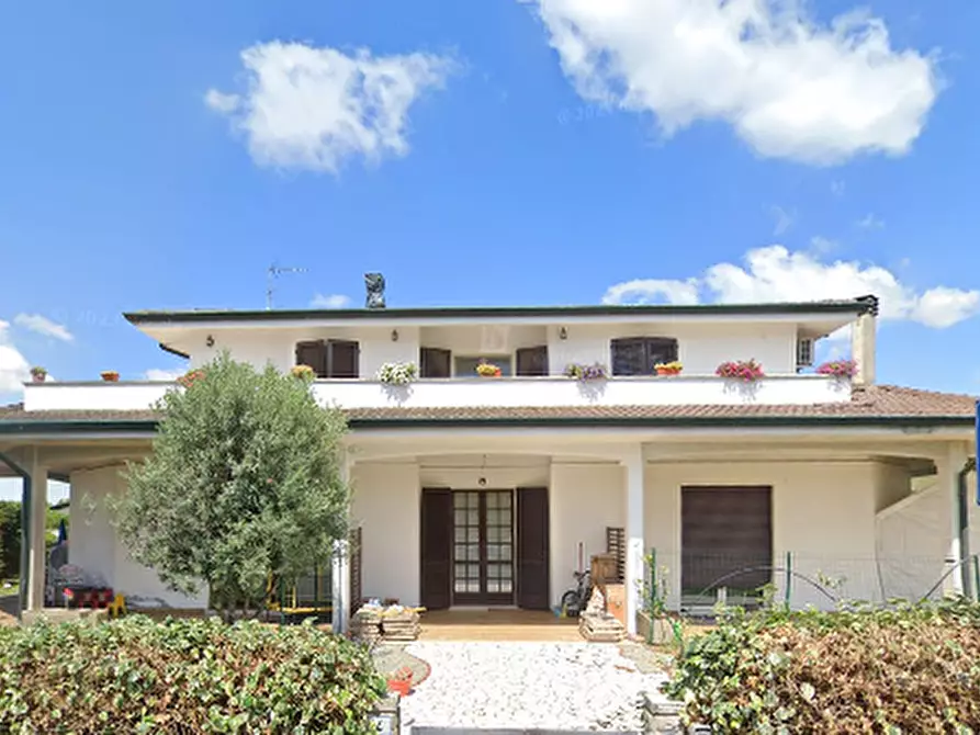 Immagine 1 di Appartamento in vendita  in Via Learco Guerra a Curtatone