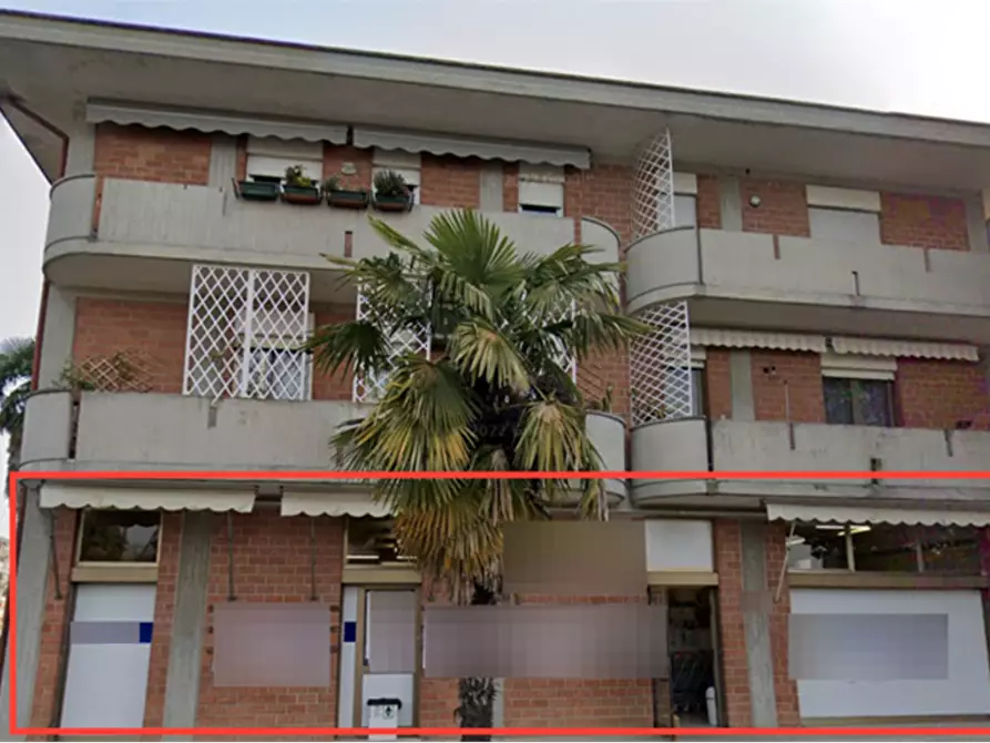 Immagine 7 di Negozio in vendita  in Via E. Curiel a Terzo Di Aquileia