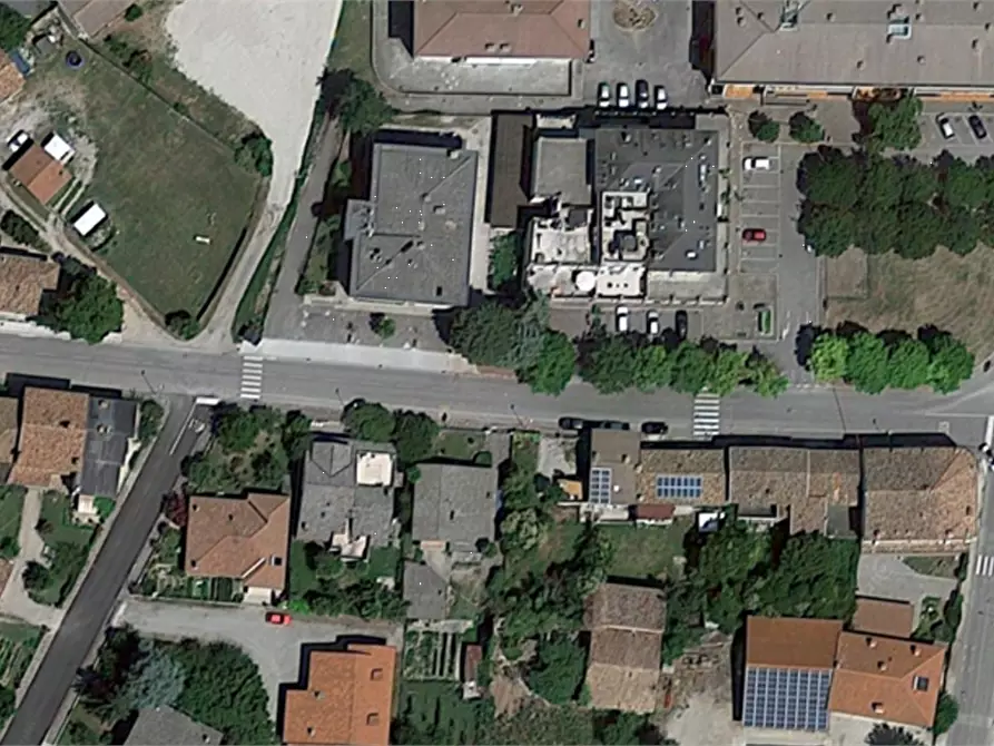 Immagine 11 di Negozio in vendita  in Via E. Curiel a Terzo Di Aquileia