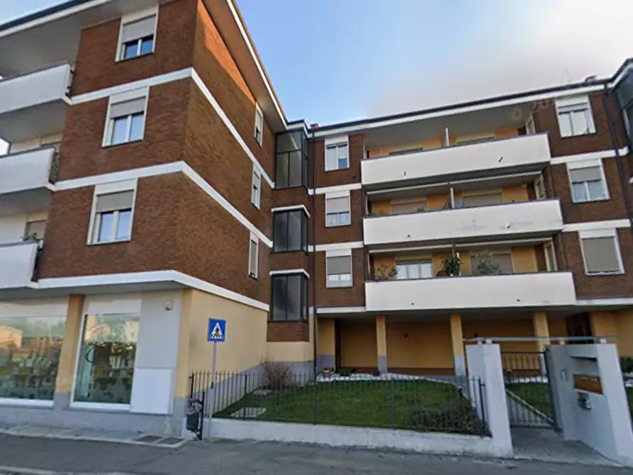 Immagine 5 di Appartamento in vendita  in Via Trieste a Figino Serenza